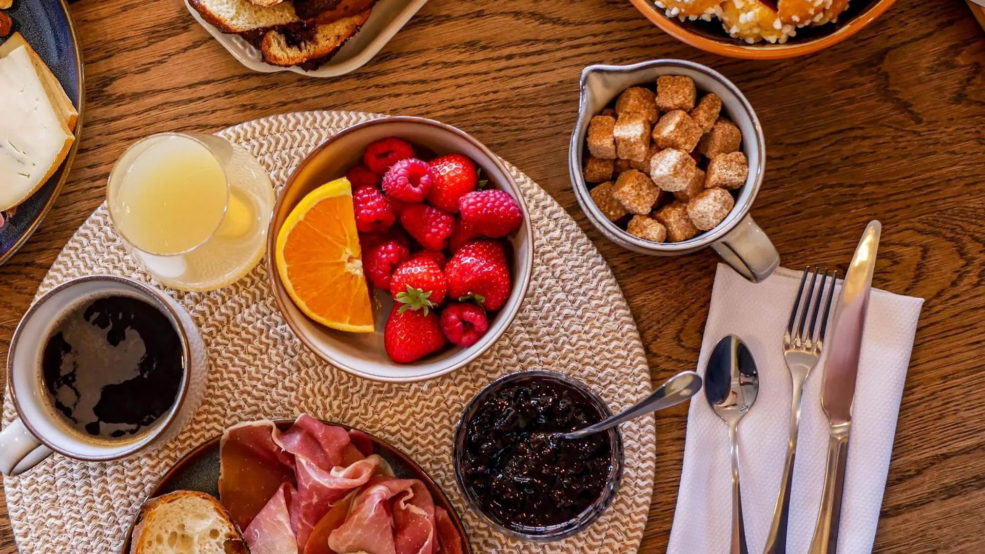 Maison D'Hotes - Stay And Cook Annonay Bed & Breakfast