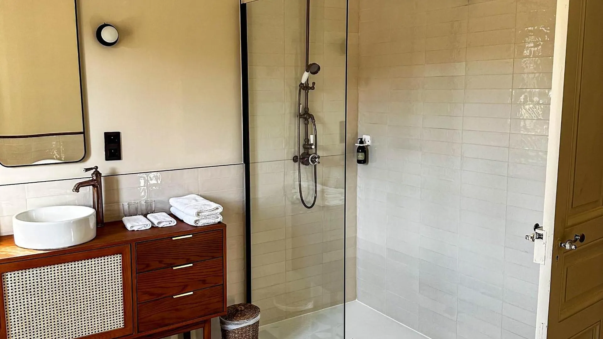 Maison D'Hotes - Stay And Cook Annonay Bed & Breakfast
